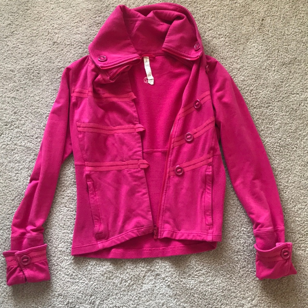 Adorable Lululemon jacket